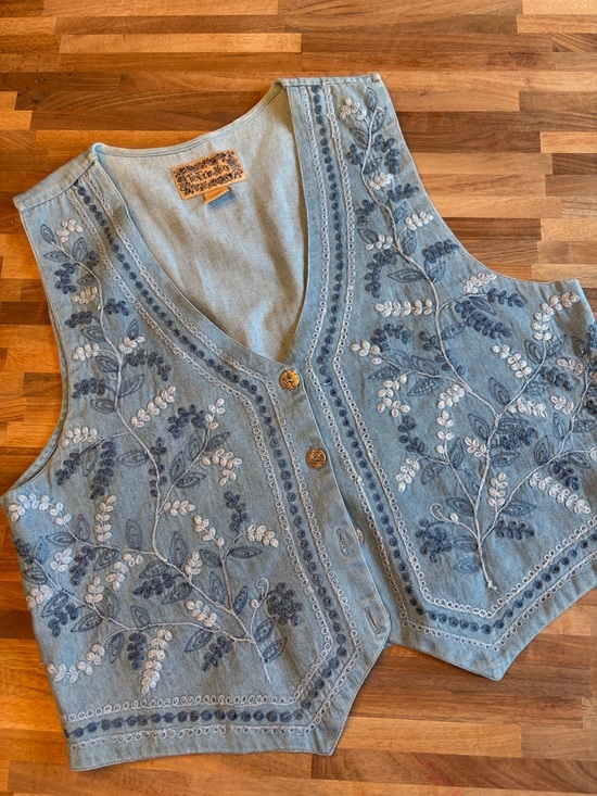 tantrum blues Jackets & Blazers - Tantrum Blues 100% cotton Light Blue Embroidered Denim Vest